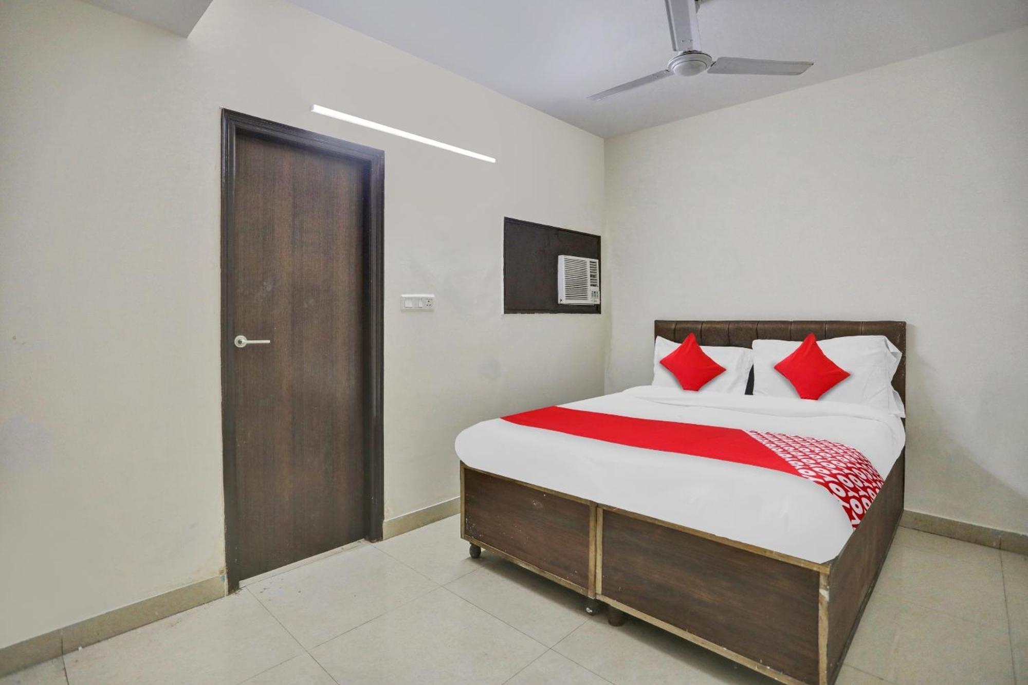 Hotel O Kalkaji Delhi New Delhi Exterior foto